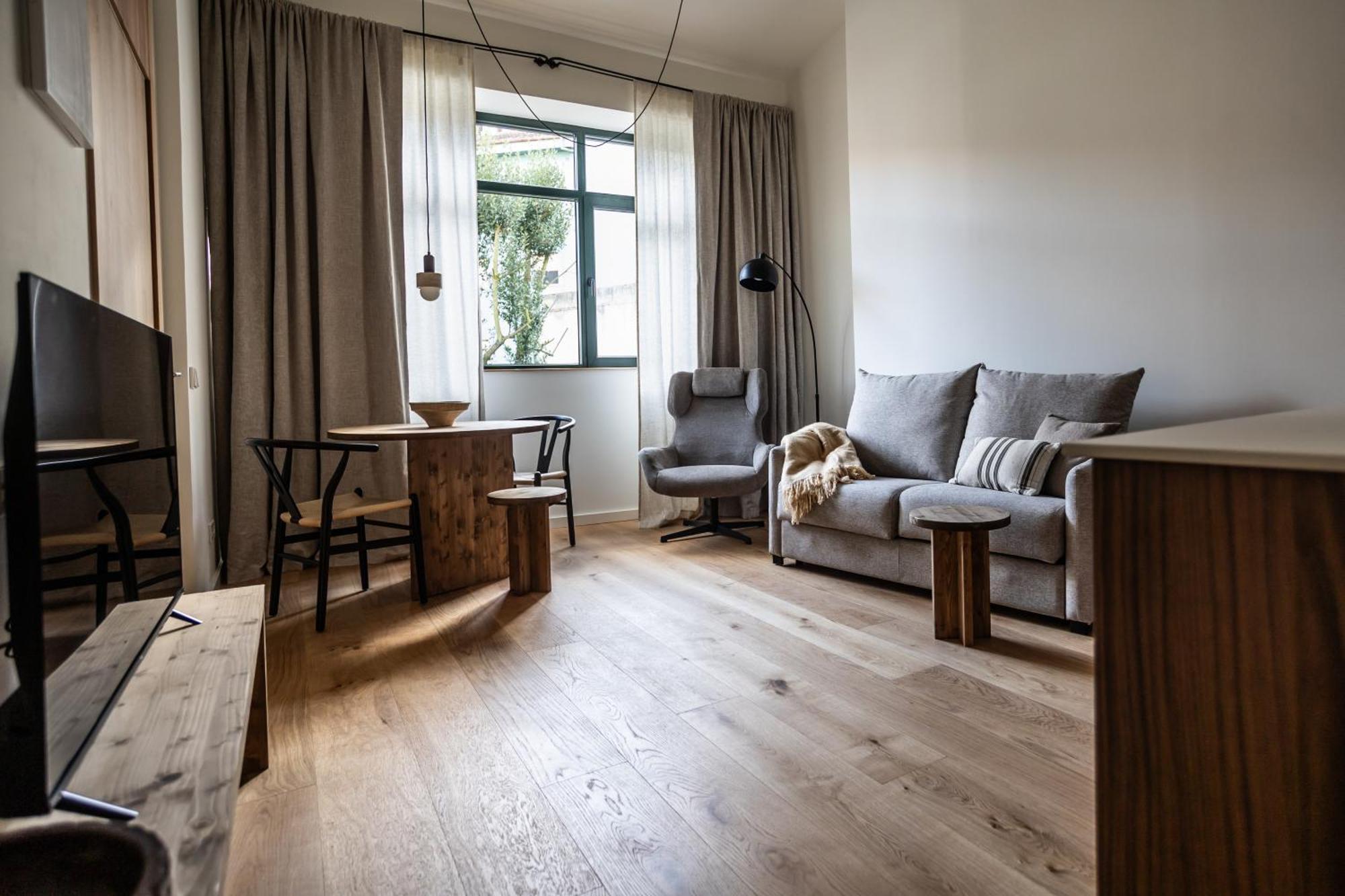 Azcarraga Apartments Овьедо Экстерьер фото