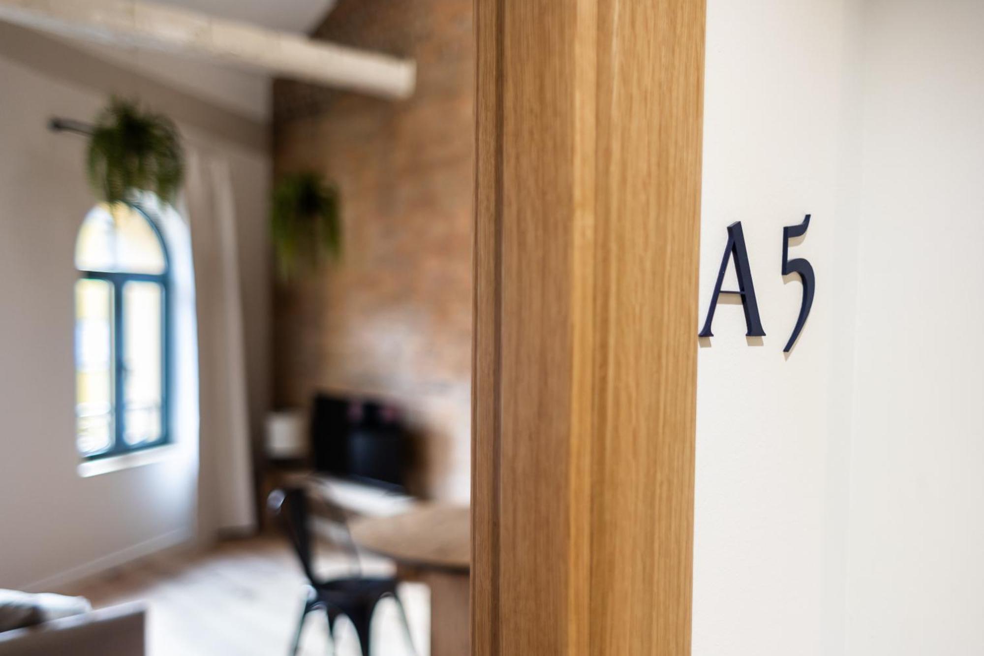 Azcarraga Apartments Овьедо Экстерьер фото