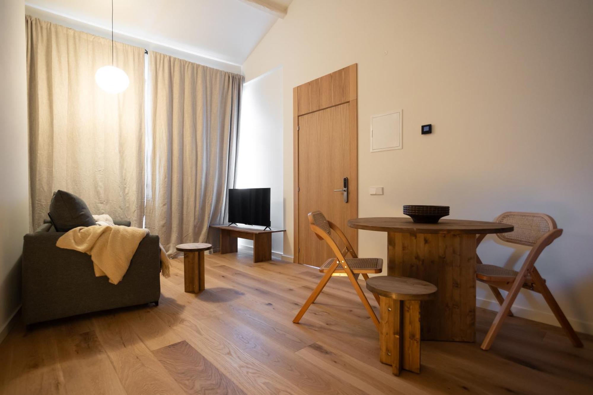 Azcarraga Apartments Овьедо Экстерьер фото
