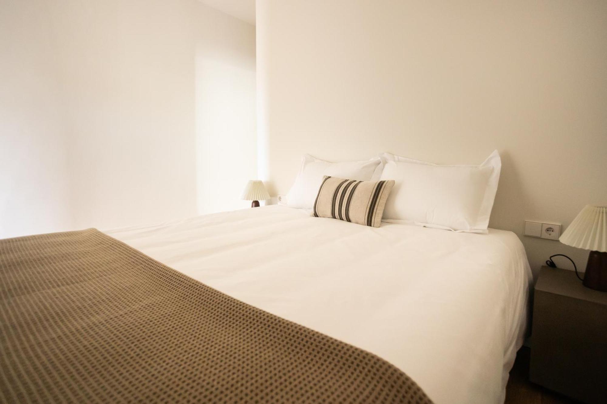 Azcarraga Apartments Овьедо Экстерьер фото
